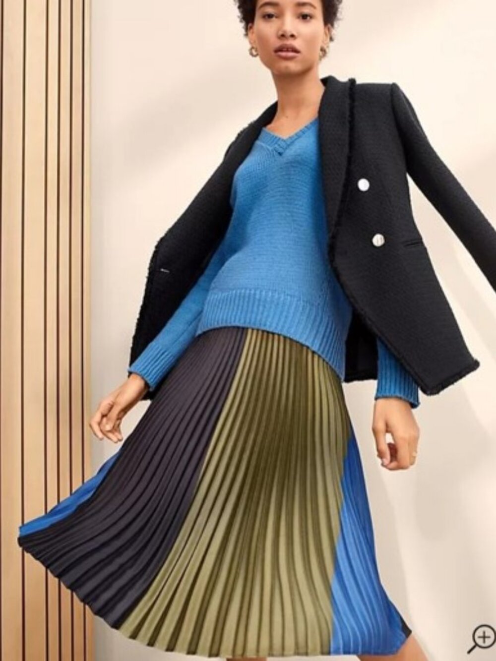 Ann Taylor Colorblock Pleated Midi Skirt, size 4, NWT - Picture 2 of 8